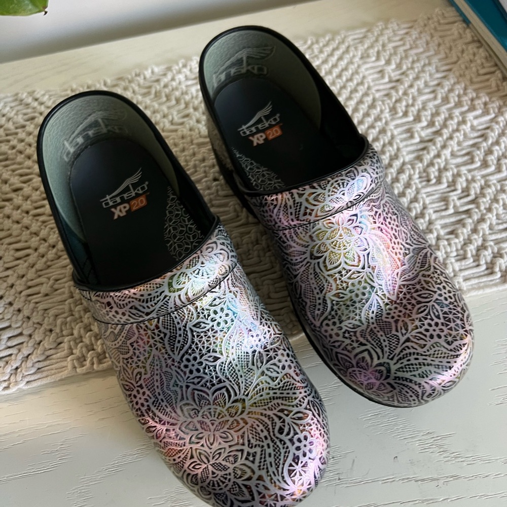 Dansko Lacy Leather Nursing Clogs - Picture 7 of 11